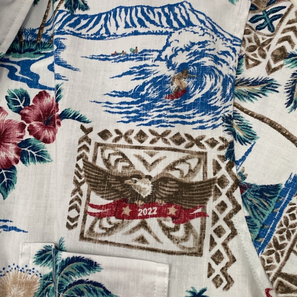 Reyn Spooner Hawaiian Shirt Summer
Commemorative 22 Natural Button Down Medium - Picture 6 of 12